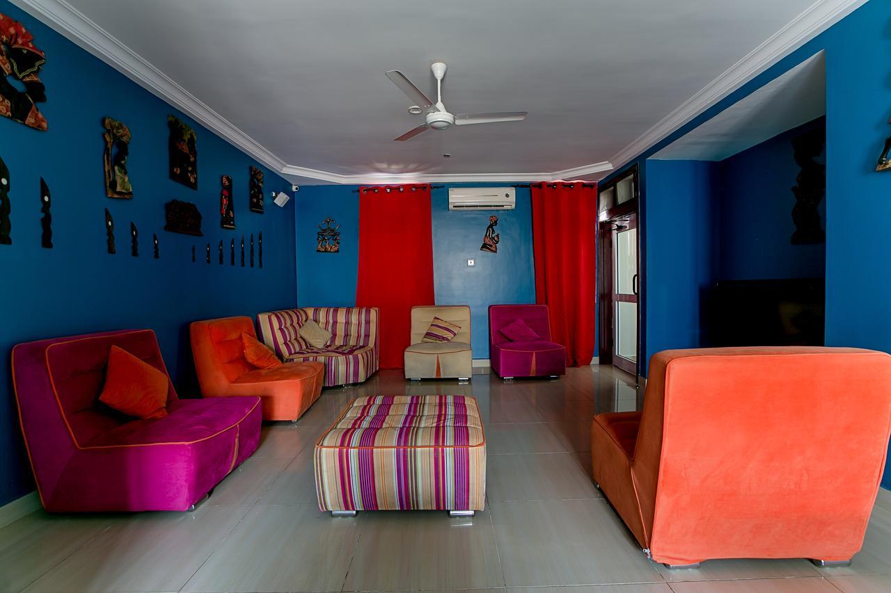 @Home Boutique B&B Hostel And Suite Accra Buitenkant foto