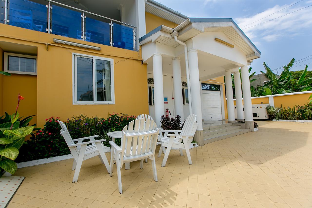 @Home Boutique B&B Hostel And Suite Accra Buitenkant foto