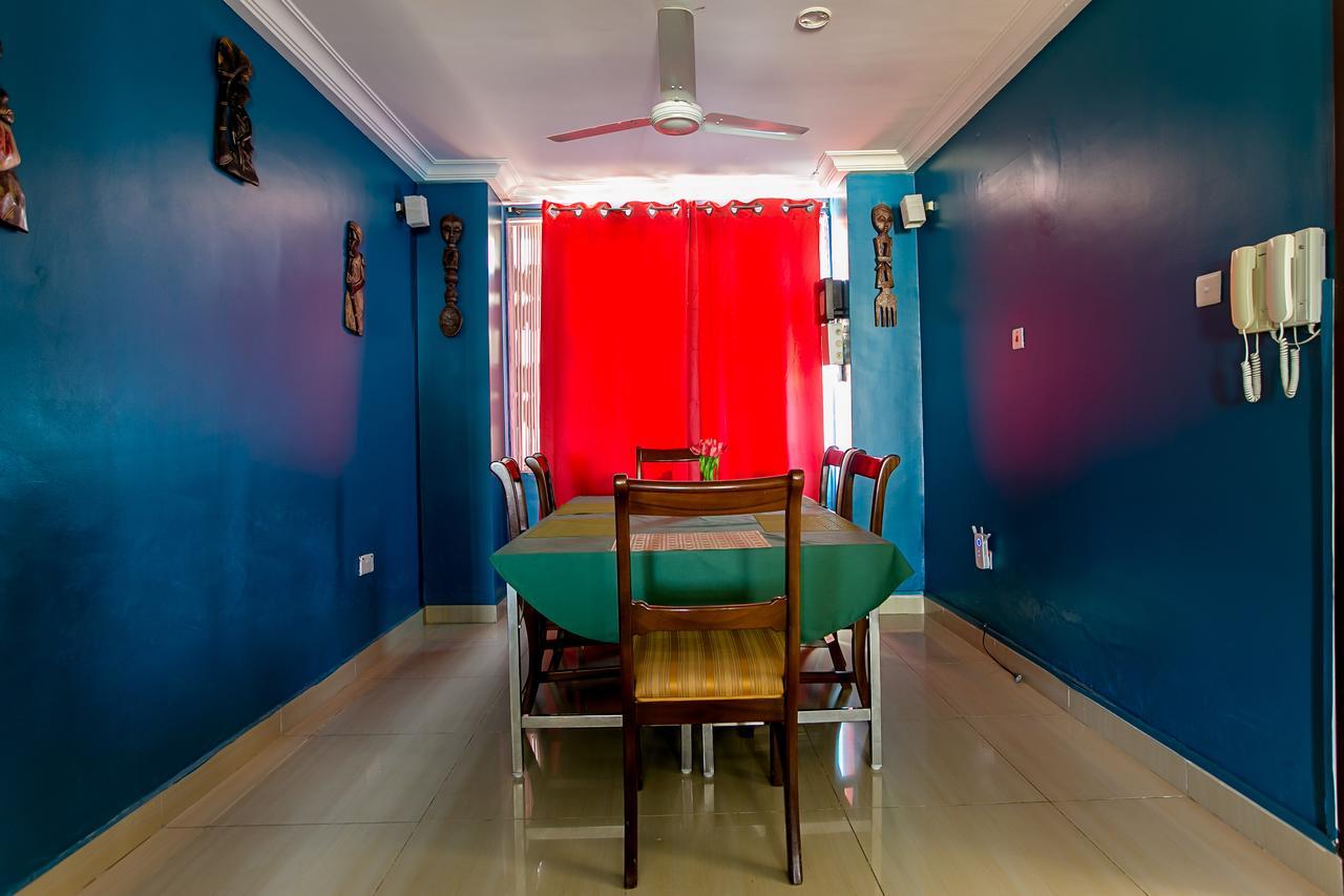 @Home Boutique B&B Hostel And Suite Accra Buitenkant foto