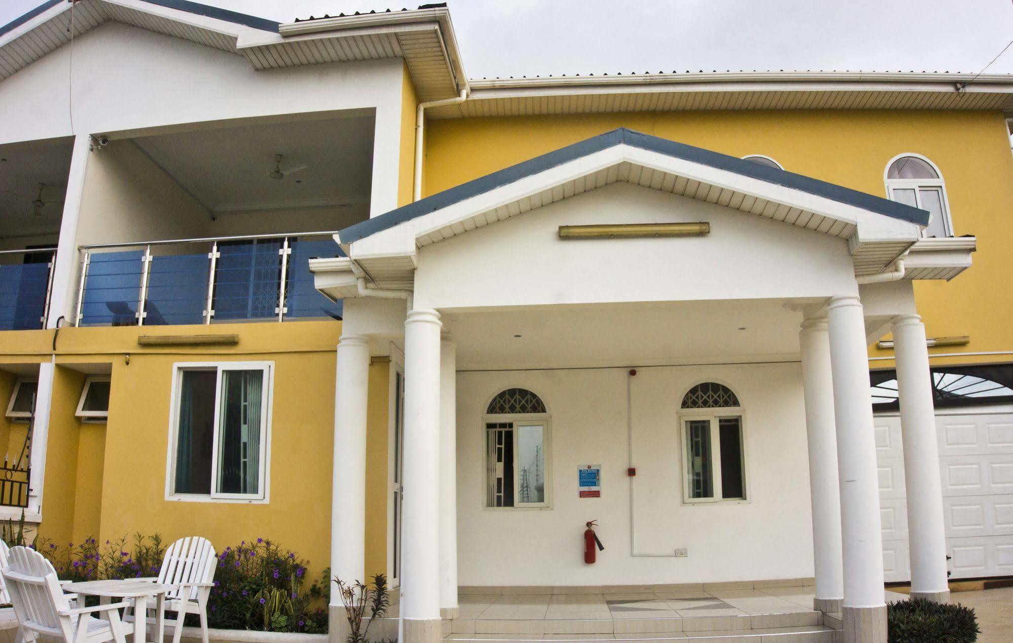@Home Boutique B&B Hostel And Suite Accra Buitenkant foto